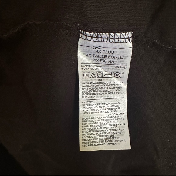 Old Navy Everywear Plus Size Black T-Shirt - Picture 5 of 7